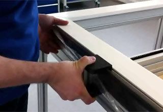 ISO-BLOCO ONE CONTROL: Premontaggio su serramenti in PVC o alluminio