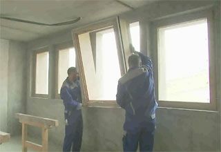 Sigillatura delle finestre con il nastro multifunzione ISO-BLOCO ONE